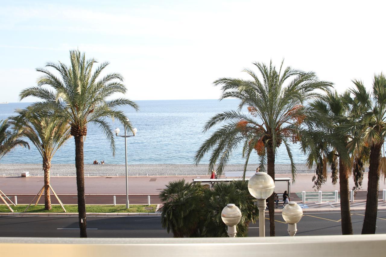Sea View Apartment *